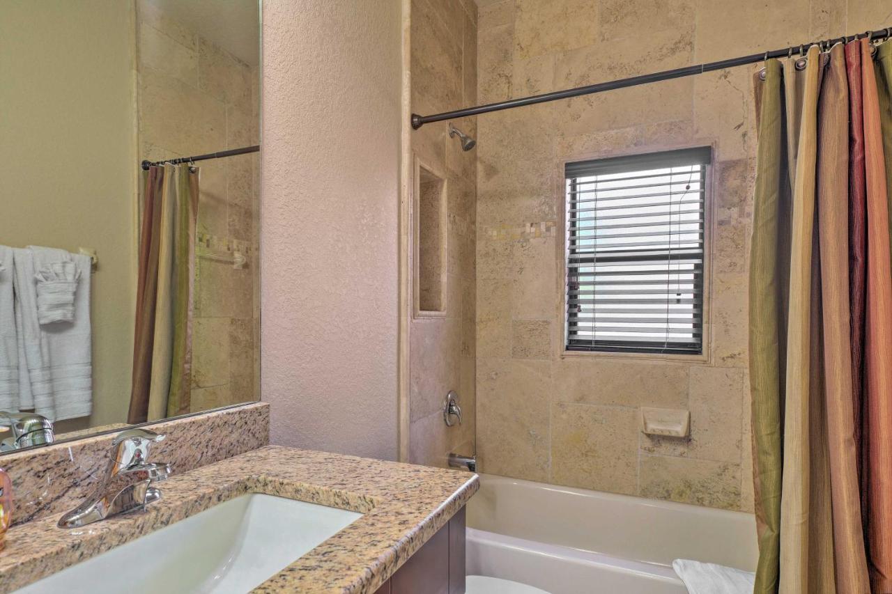 Canalfront Cape Coral Home With Patio And Grill! Exterior photo