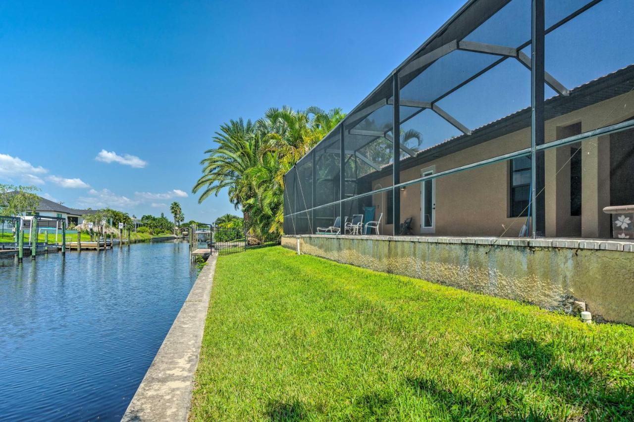 Canalfront Cape Coral Home With Patio And Grill! Exterior photo
